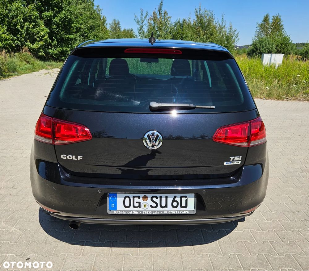 Volkswagen Golf 1.2 TSI BMT Comfortline - 18