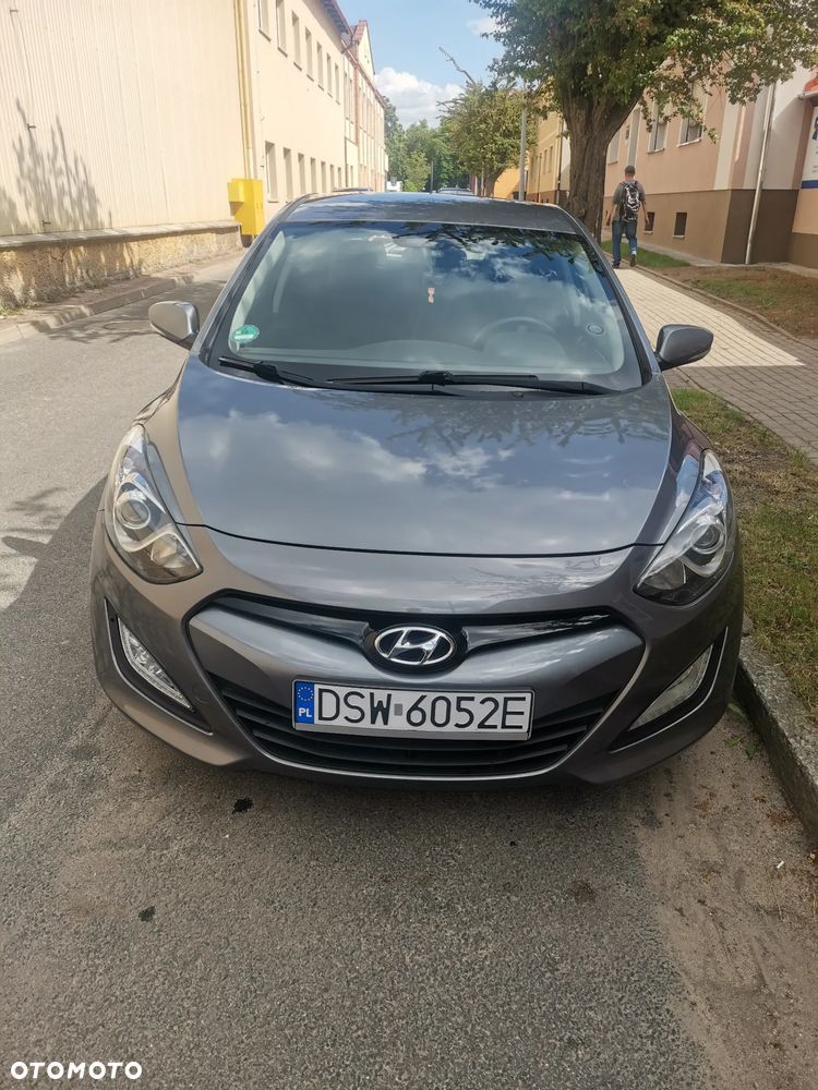 Hyundai i30 i30cw 1.4 CRDi Advantage - 13