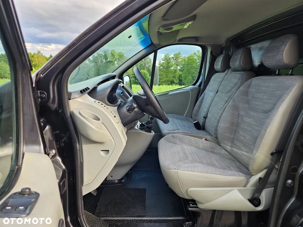 Renault TRAFIC - 9