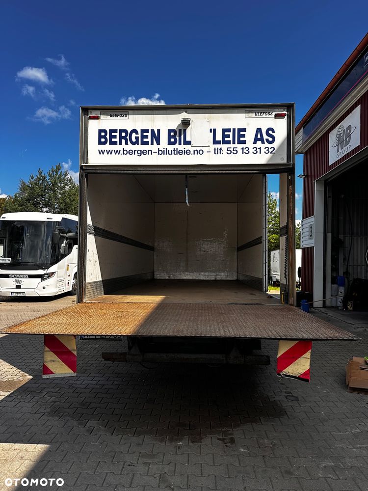 Mercedes-Benz Atego 818 - 21