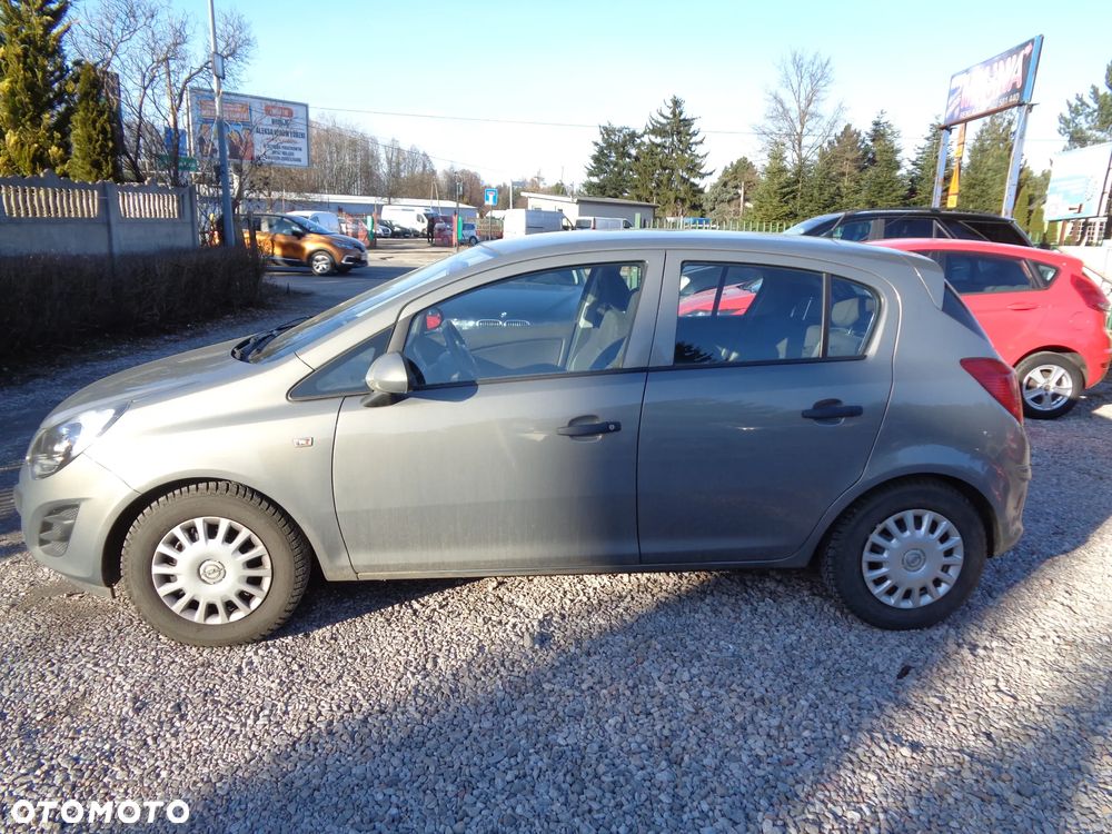 Opel Corsa 1.2 16V Cosmo - 3