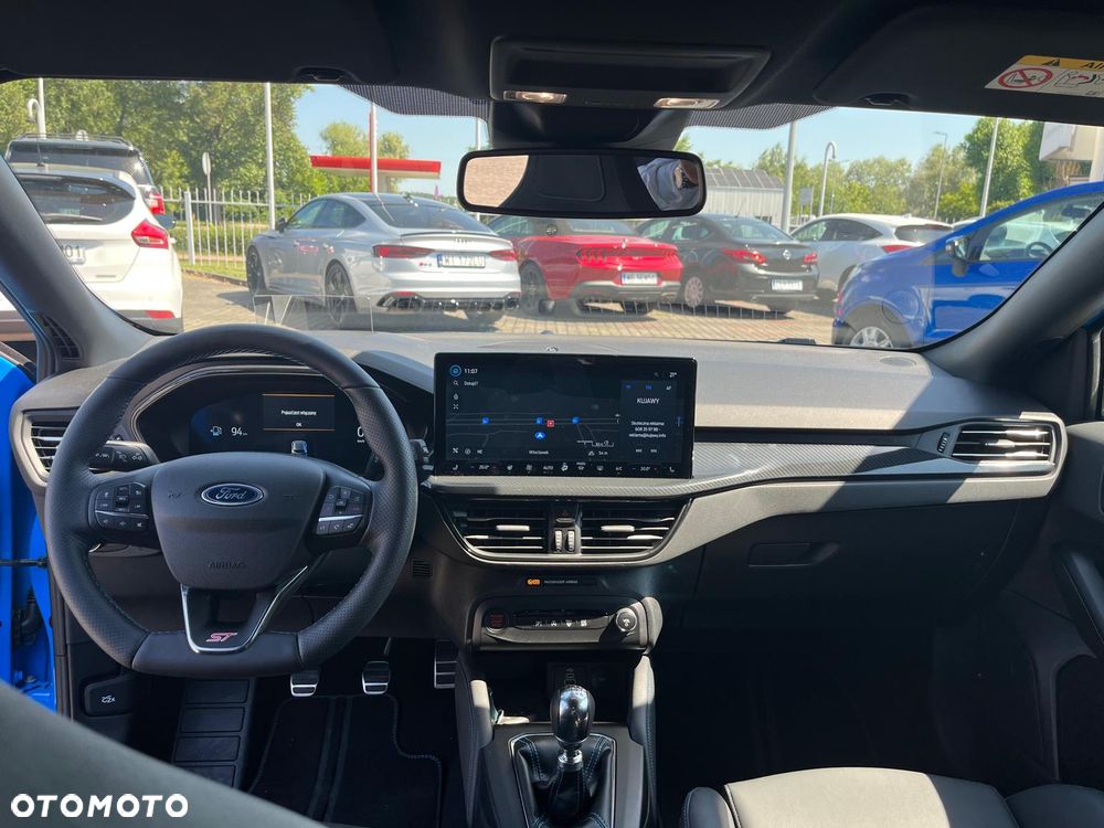 Ford Focus 2.3 EcoBoost ST X - 24
