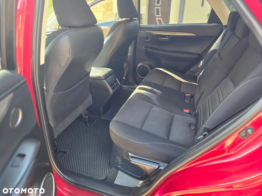 Lexus NX 300h Elite AWD - 12