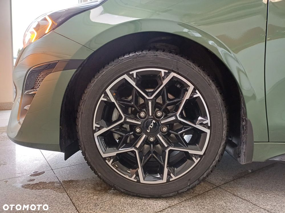 Kia ProCeed - 10