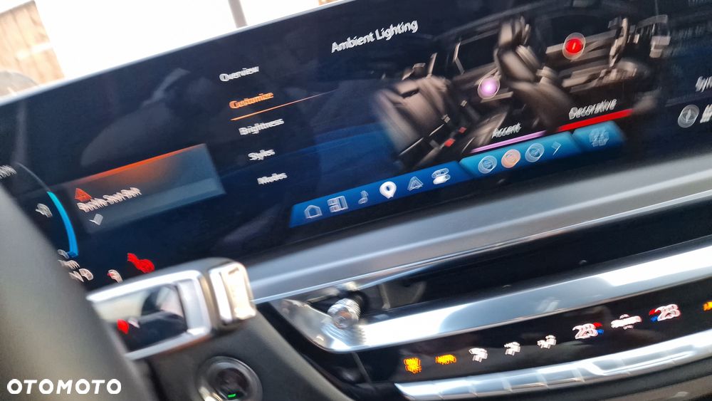 Cadillac LYRIQ Sport - 25