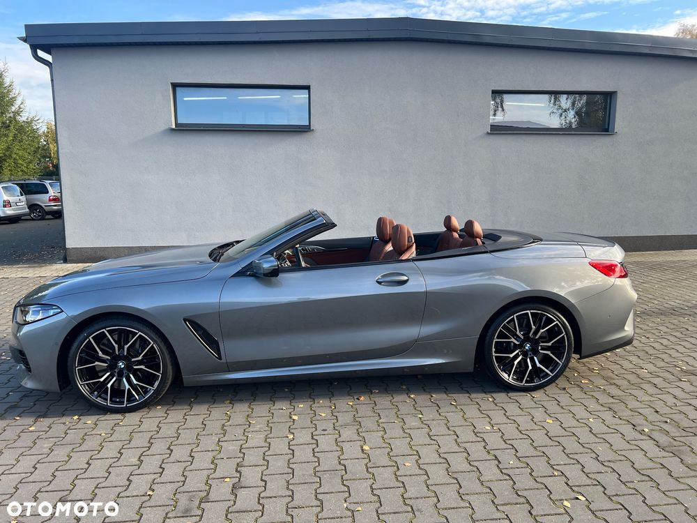BMW Seria 8 840i - 9