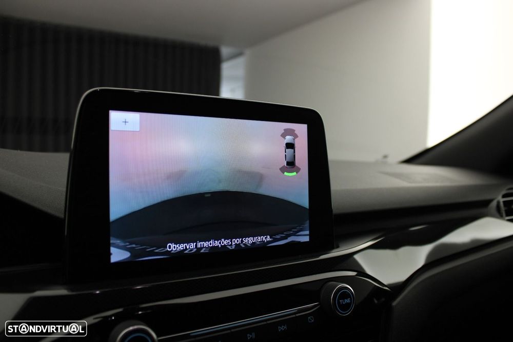 Ford Kuga - 19
