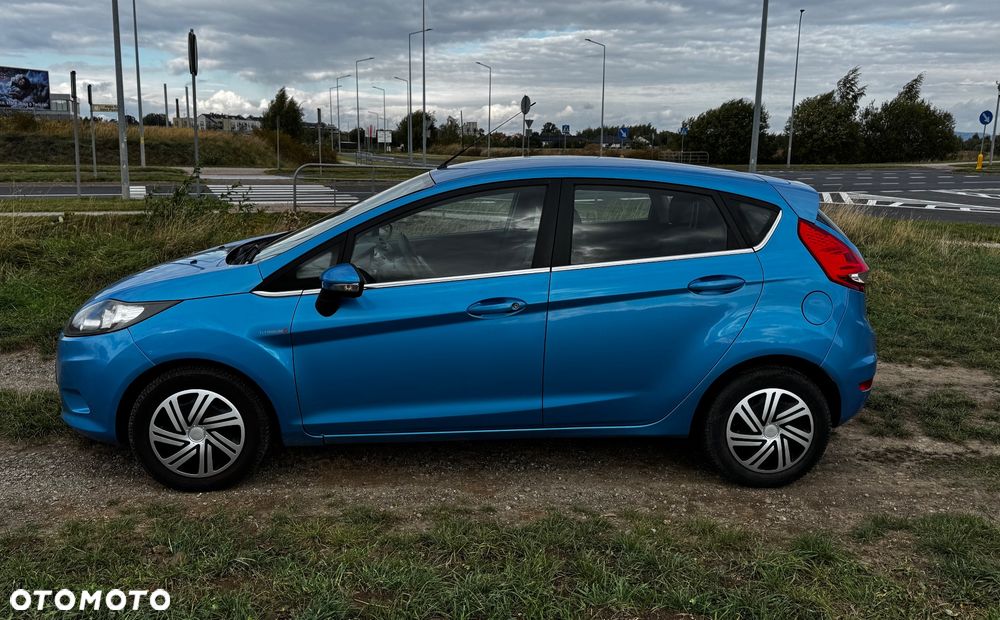 Ford Fiesta - 7