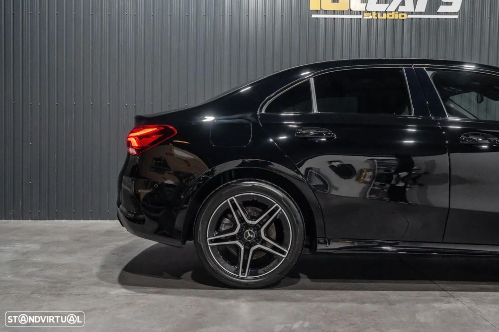 Mercedes-Benz A 250 Limousine e 8G-DCT AMG Line - 40