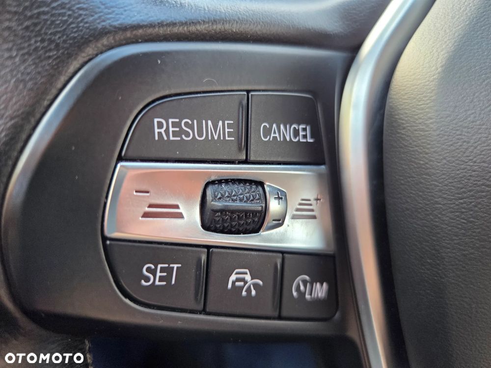 BMW Seria 3 320d xDrive Advantage - 20