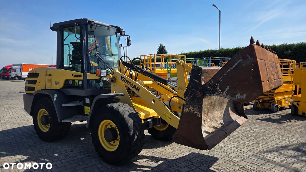 Yanmar V80 - 9