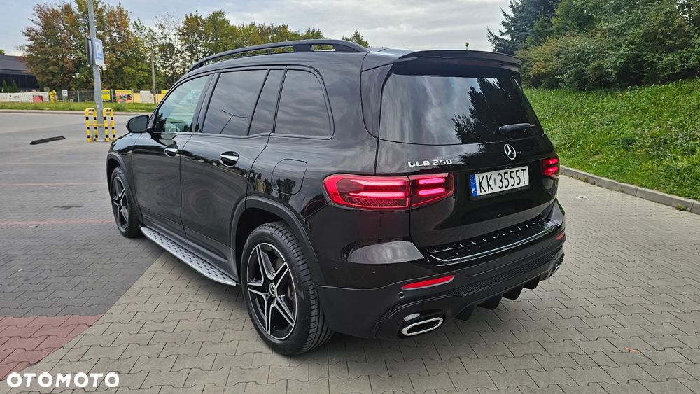 Mercedes-Benz GLB 250 AMG Line 8G-DCT - 15