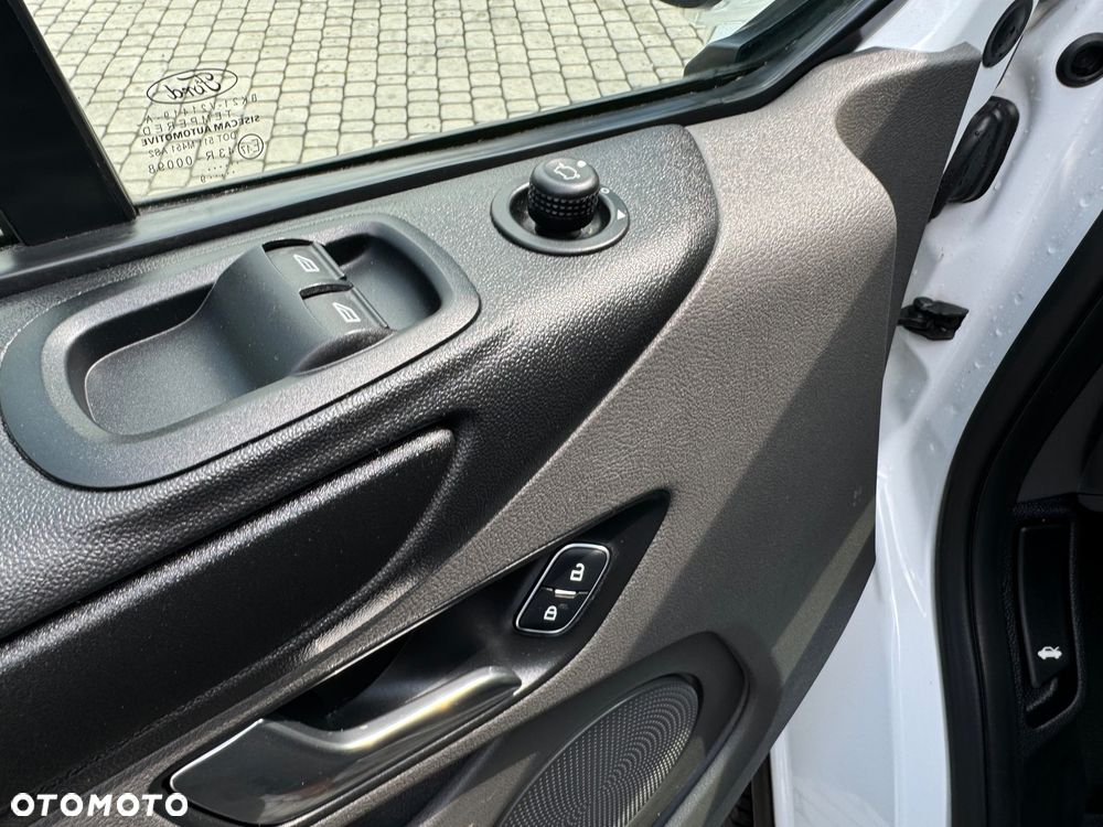 Ford Transit Custom - 17