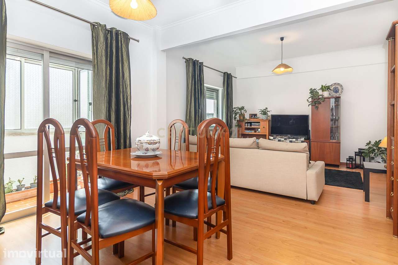 Apartamento T3 transformado em T2 | Corroios - Grande imagem: 4/30