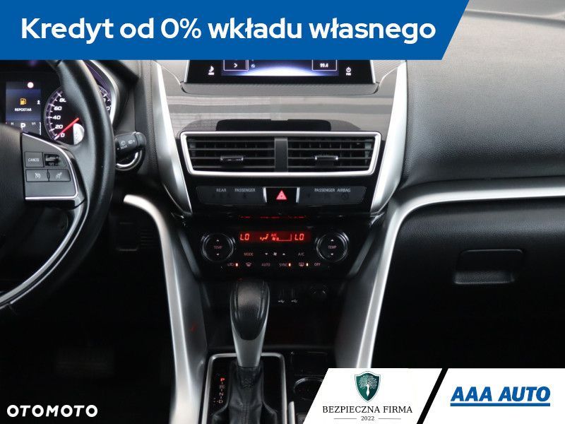Mitsubishi Eclipse Cross - 14