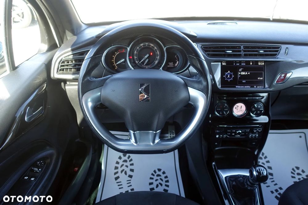 Citroën DS3 e-HDi 115 FAP SportChic - 10