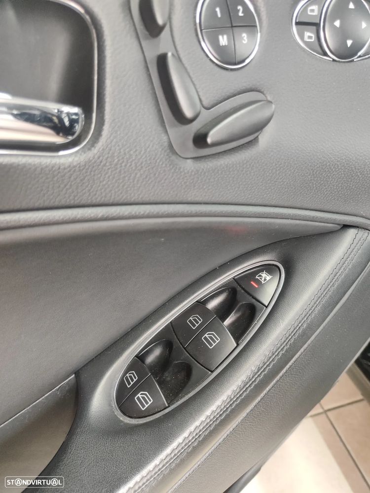 Mercedes-Benz CLS 55 AMG Standard - 24