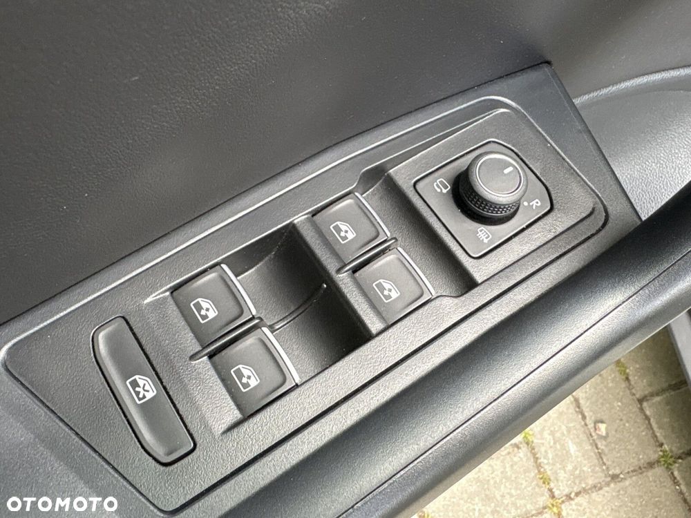 Volkswagen T-Roc 1.5 TSI Style DSG - 16