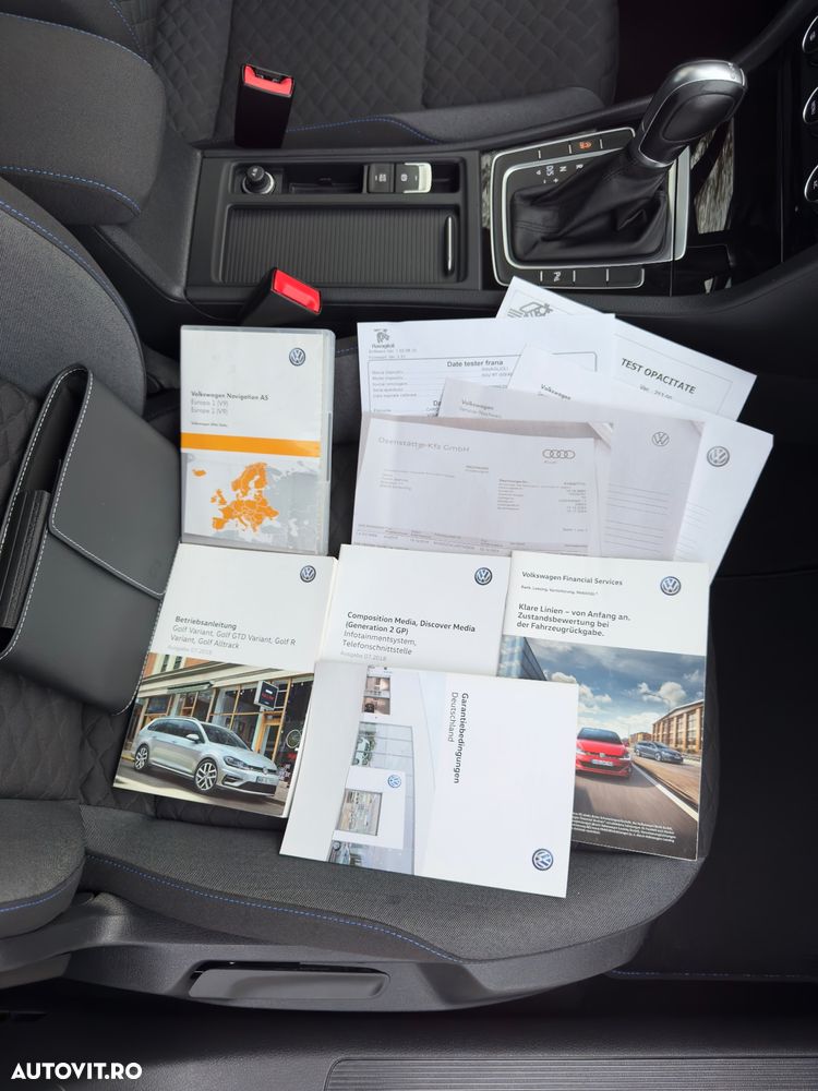 Volkswagen Golf 1.6 TDI DSG Join - 37