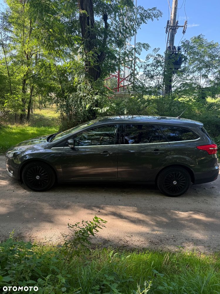 Ford Focus - 6