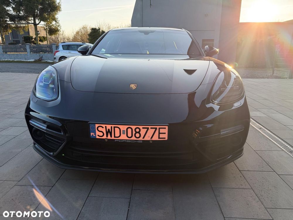 Porsche Panamera Turbo - 3