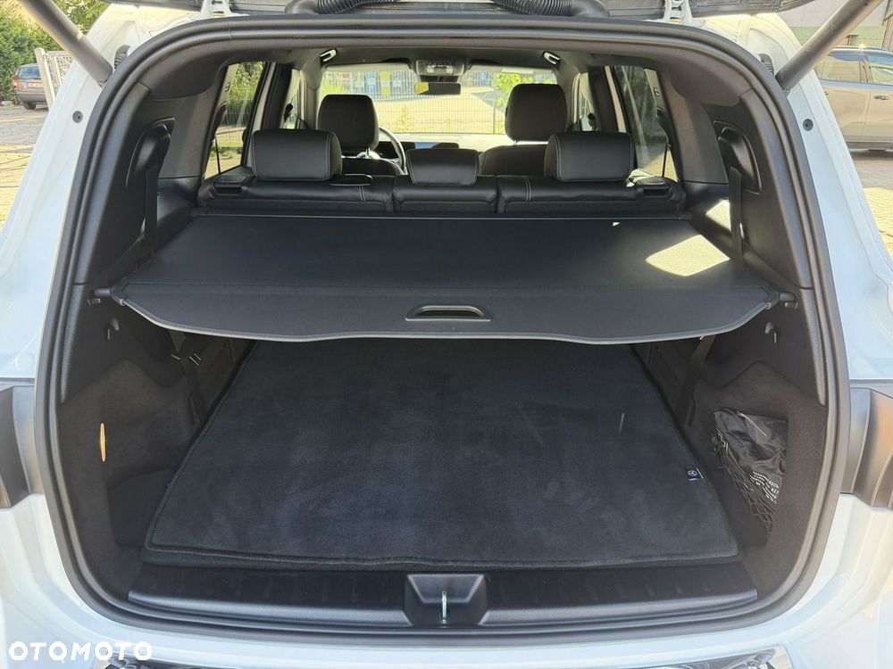 Mercedes-Benz GLB - 27
