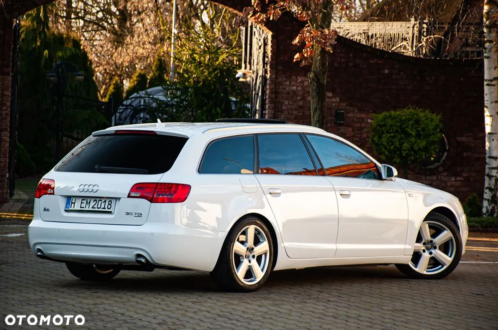 Audi A6 Avant - 17