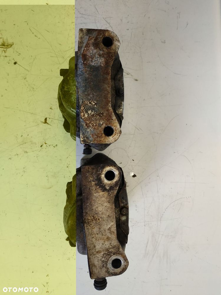 CITROEN C5 I 01- ZACISK PRAWY TYŁ - 4