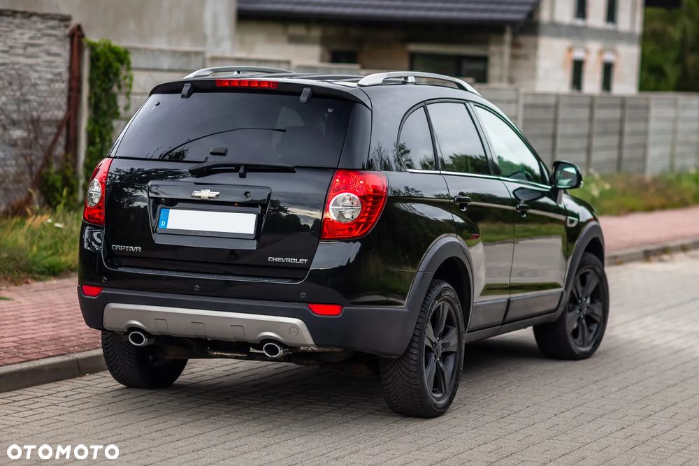 Chevrolet Captiva 2.2 d LTZ - 14