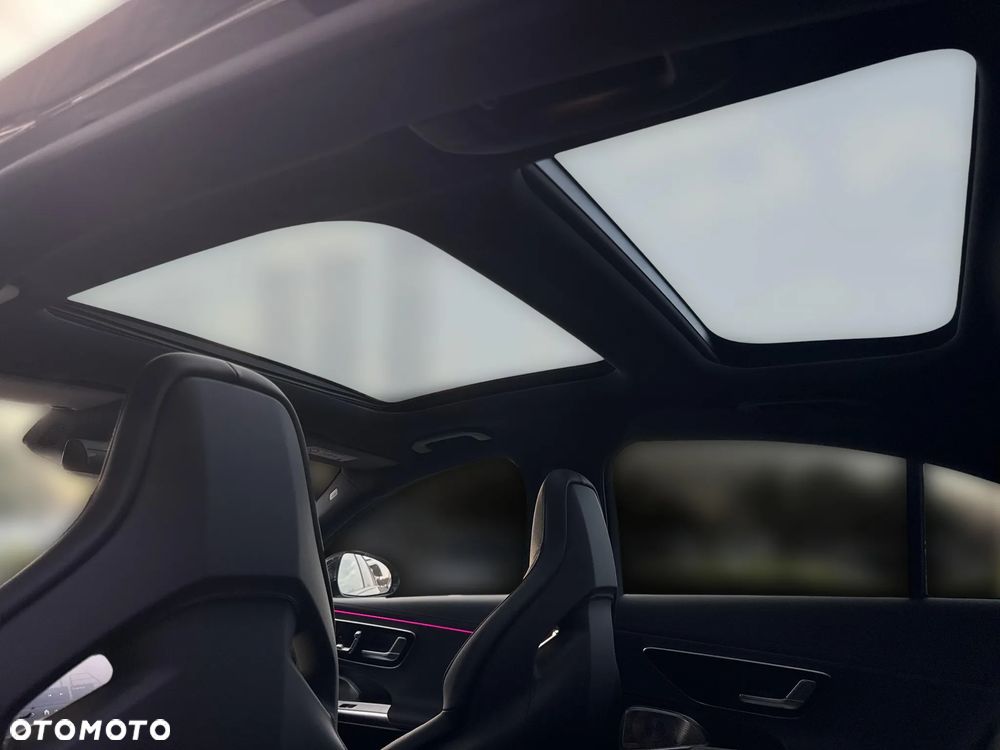 Mercedes-Benz Klasa E AMG 53 PHEV 4Matic+ 9G-Tronic TCT - 18
