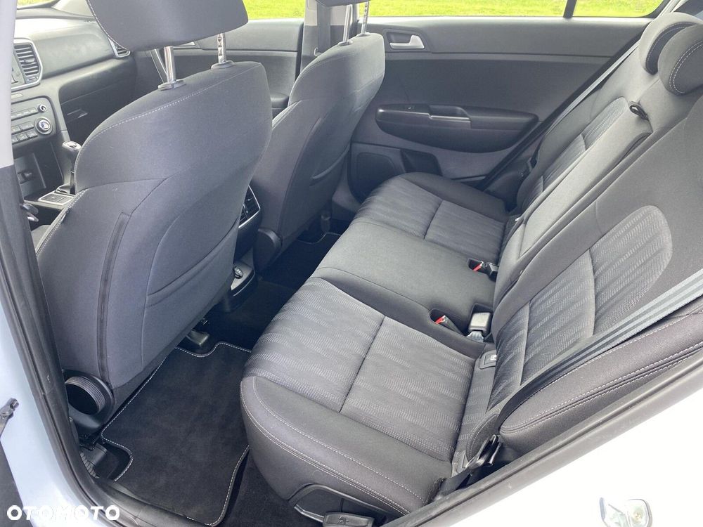 Kia Sportage - 10