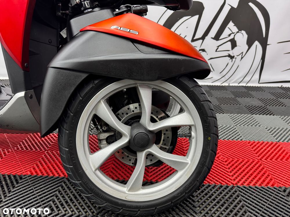 Yamaha Tricity - 25
