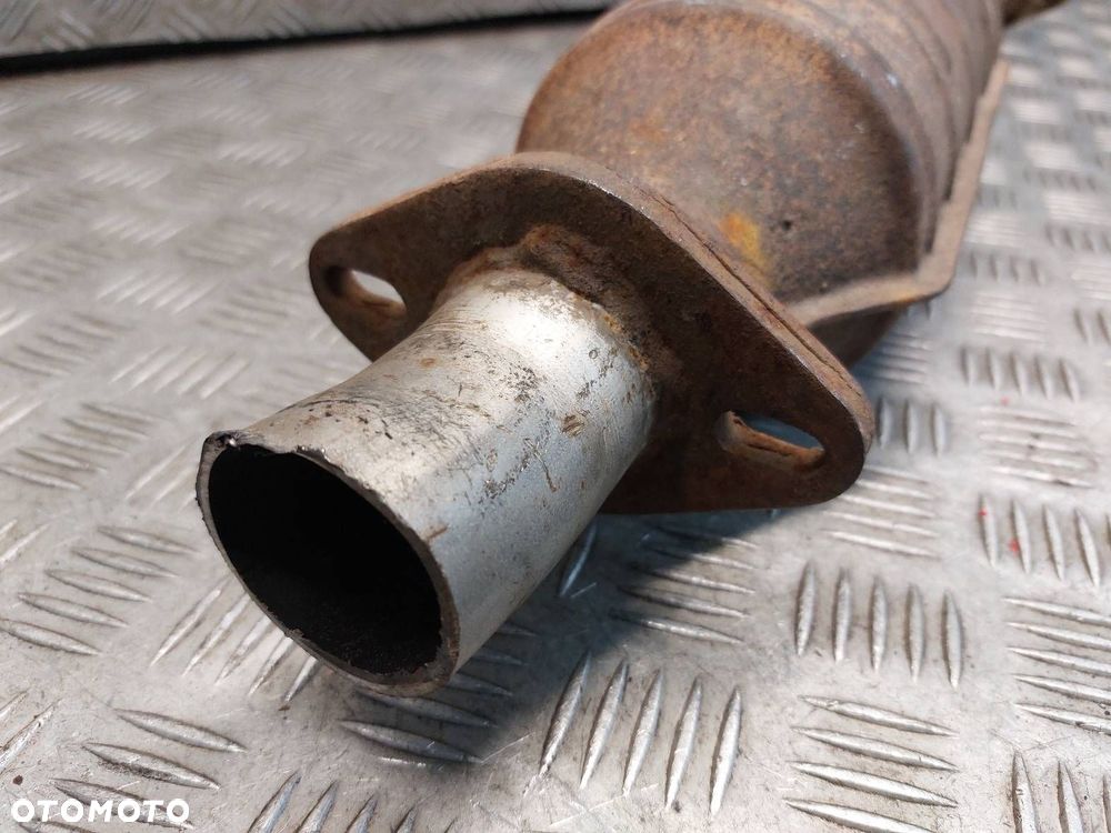 KATALIZATOR PUSTY MAZDA 626 V GF 2.0 16V - 8