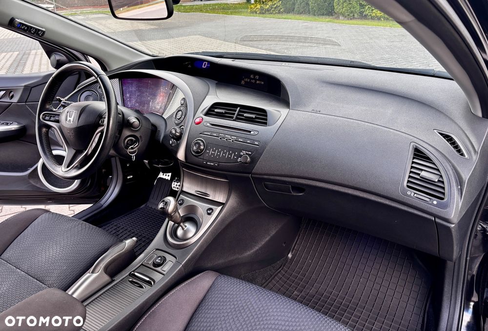Honda Civic 1.8i-VTEC Sport - 27
