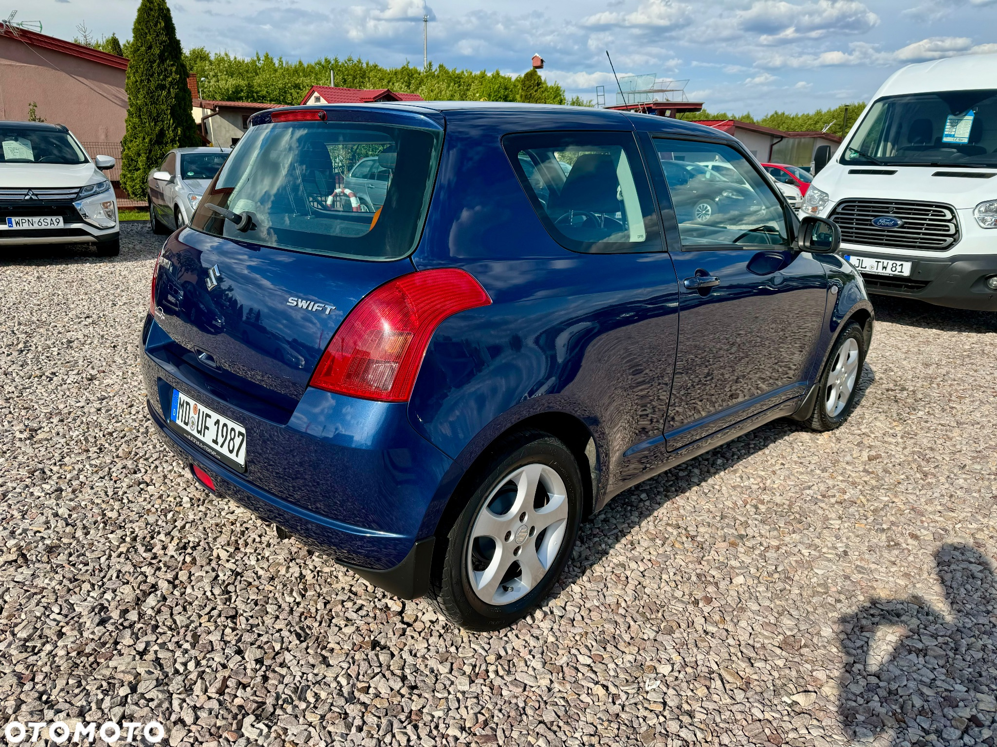 Suzuki Swift - 4