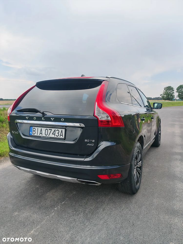 Volvo XC 60 - 4