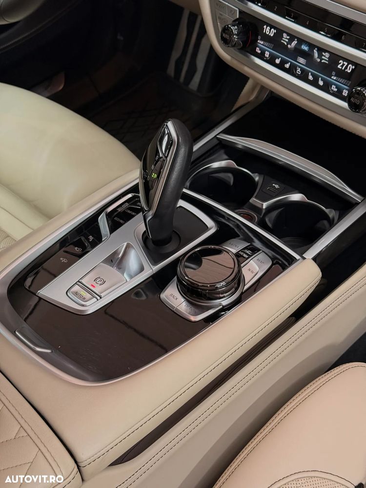 BMW Seria 7 750d xDrive - 13