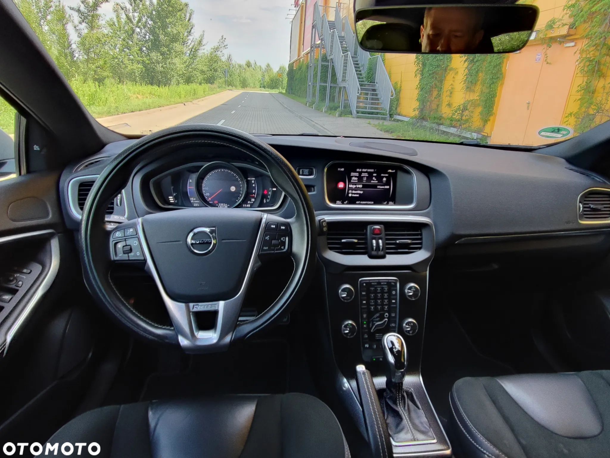 Volvo V40 T3 Geartronic RDesign - 13