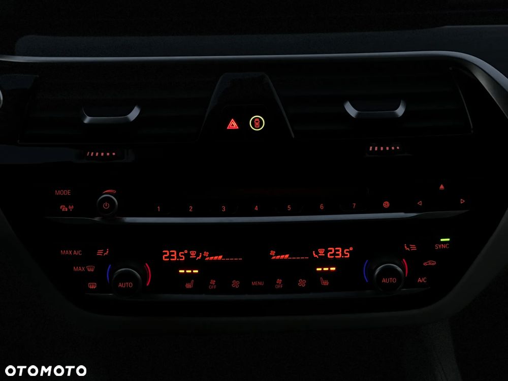 BMW Seria 5 - 21