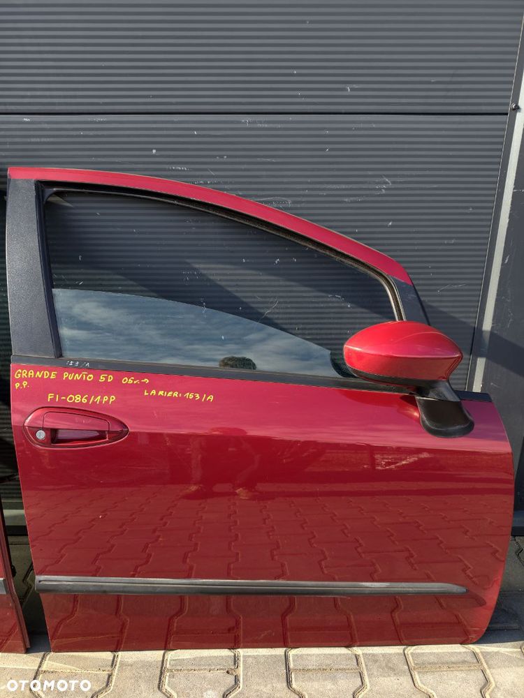 DRZWI FIAT GRANDE PUNTO 5D - 27