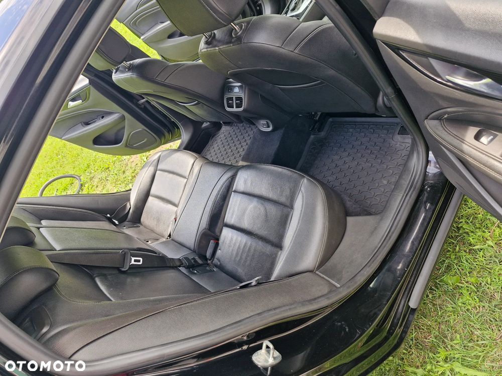 Opel Insignia CT 2.0 CDTI - 10