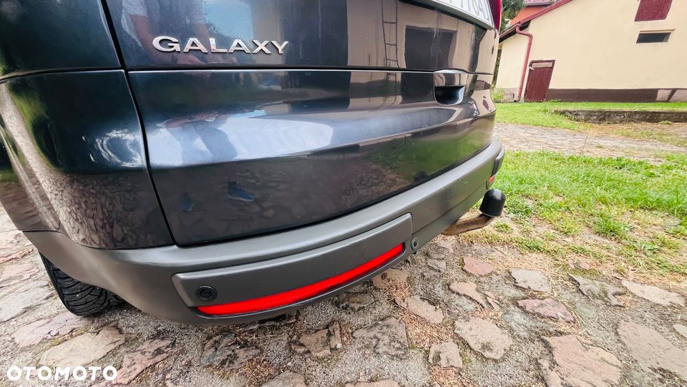 Ford Galaxy 2.0 TDCi Ghia - 25