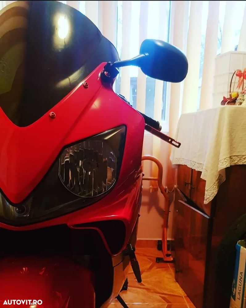 Honda CBR 600F - 3