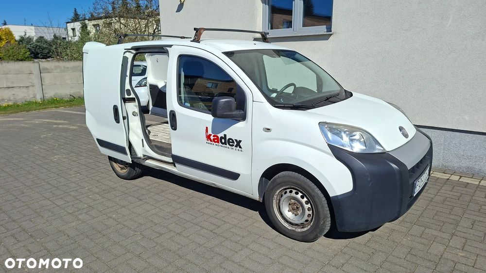 Fiat Fiorino Kombi Elegant - 1