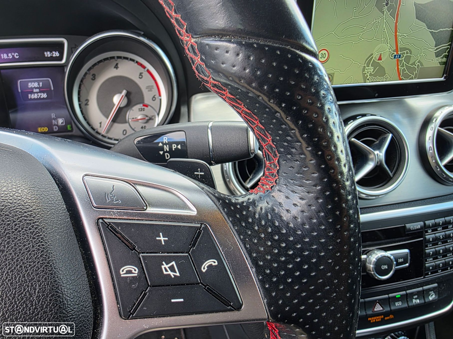 Mercedes-Benz GLA 220 CDi AMG Line 4-Matic - 16