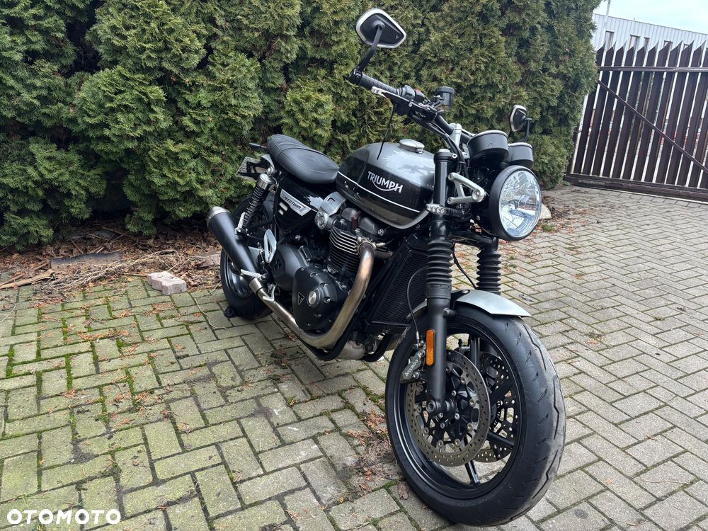 Triumph Speed Twin - 1