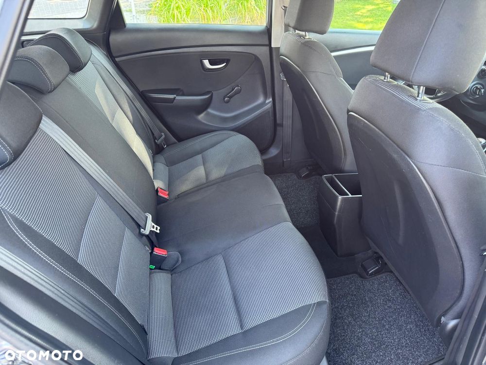 Hyundai i30 - 29