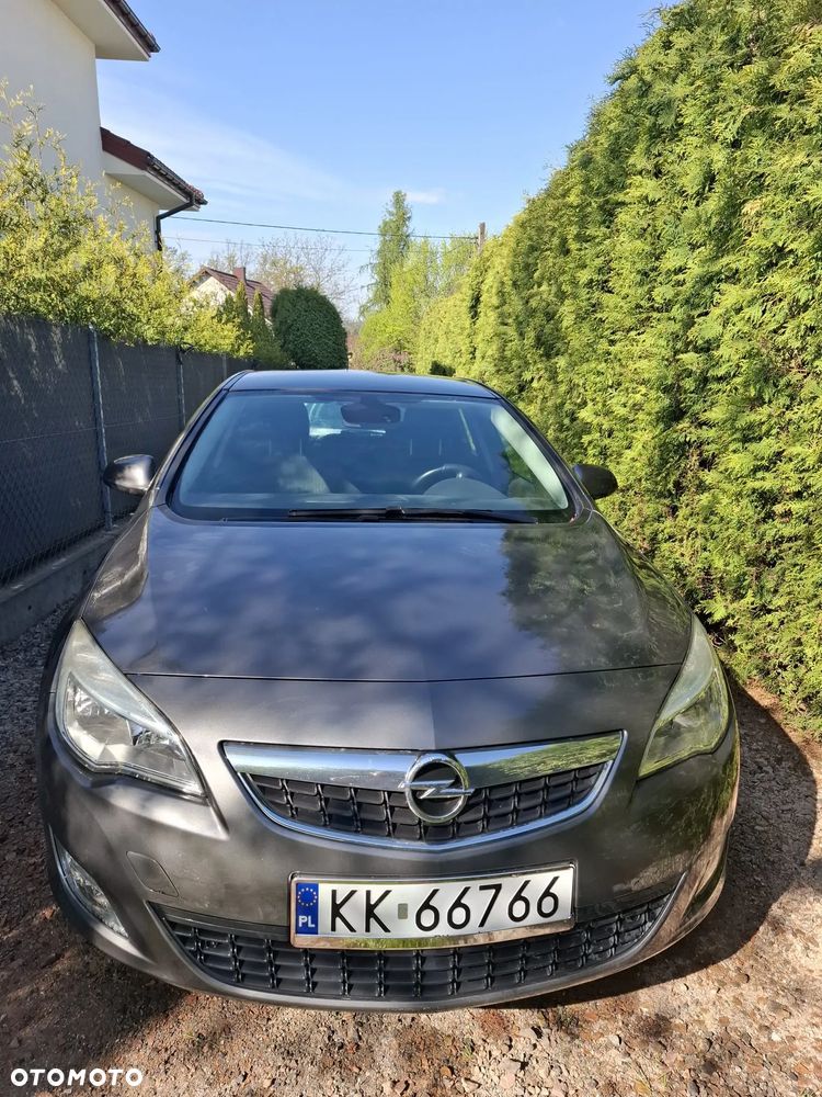 Opel Astra 1.3 CDTI DPF EcoFLEX Start/Stop Active - 2