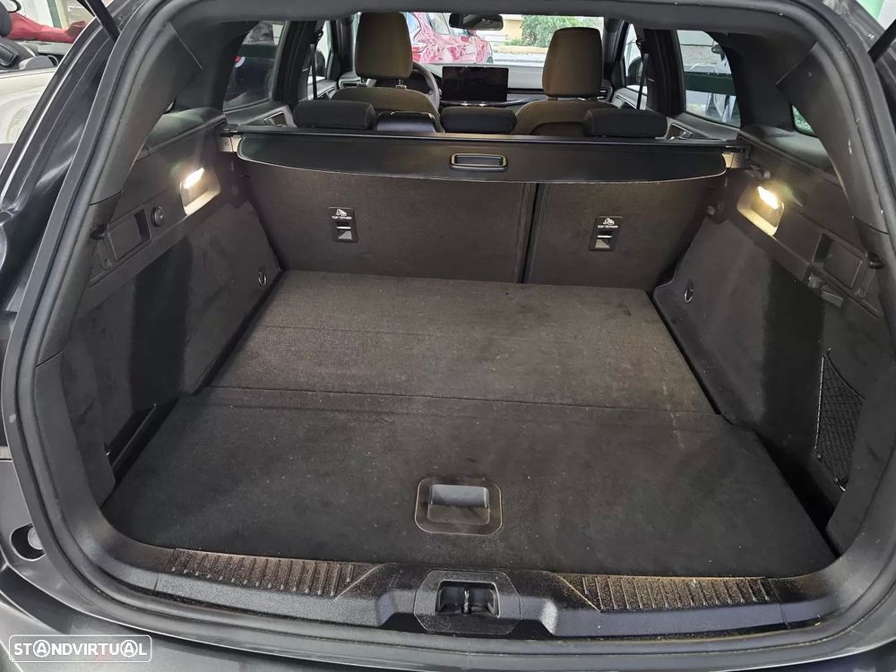 Ford Focus SW 1.0 EcoBoost MHEV ST-Line Aut. - 26