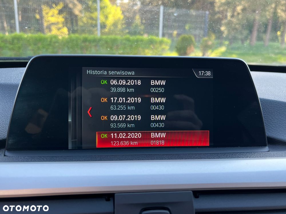 BMW Seria 3 320d Sport Line Shadow - 21